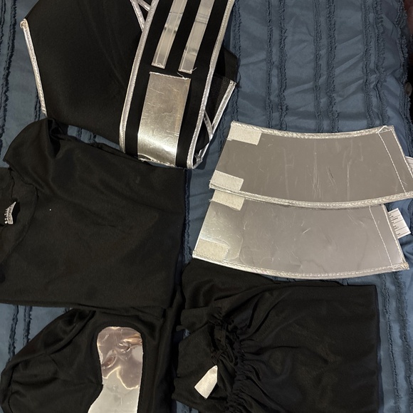 Disfraz - Picture 3 of 3